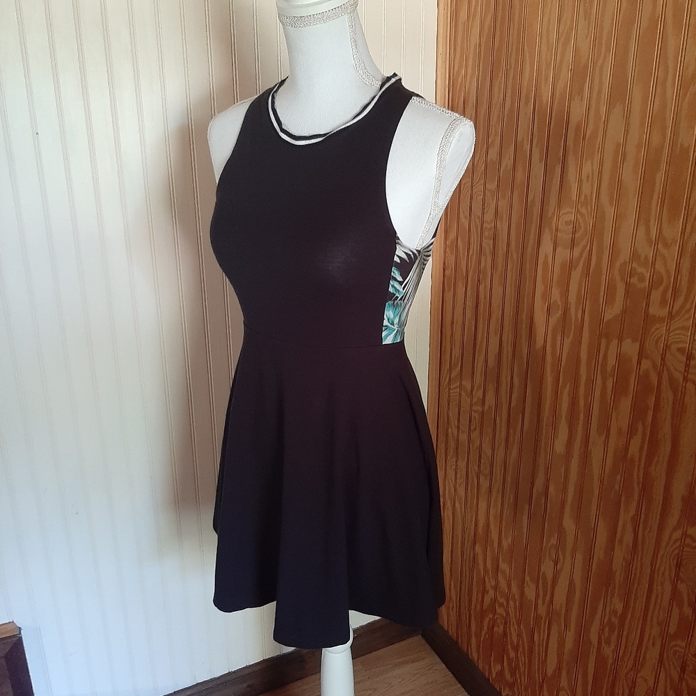 Victoria's Secret PINK Stretch Sleeveless Skater Skirt Mini Dress Tropical
